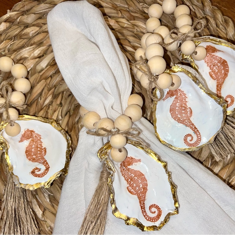 NEW set of 4 handmade real oyster shell napkin rings Seahorses gilded wood beads